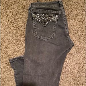 Gray distressed skinny jeans. MISS ME. no tears/runs/holes. Non smoking home.